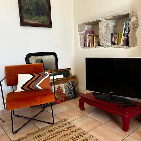 L'ostal Bestort Apartment *