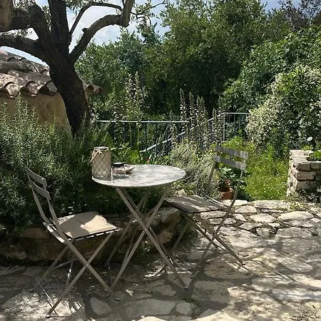 L'ostal Bestort 아파트