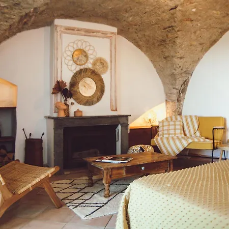 L'ostal Bestort Apartment Vezenobres